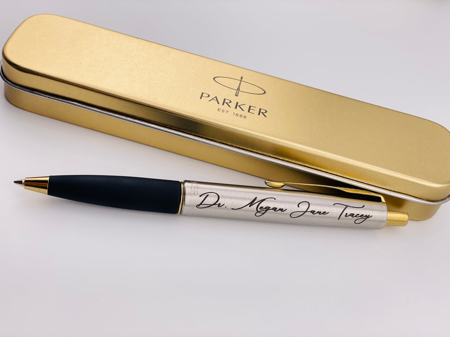 Personalized Parker Frontier Pens, Premium Custom Bulk Pens, Engraved Pens for Corporate events, Custom Executive Pens, High-End Customized Pens